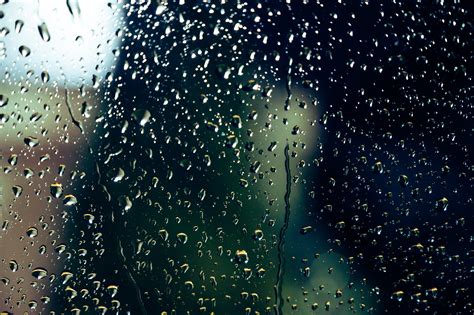 Drizzle .